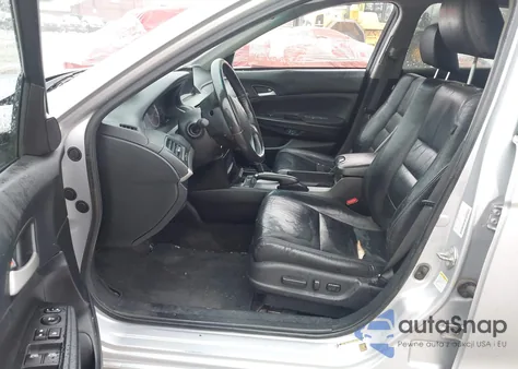 2011 Honda Accord 2.4 Se from USA, damaged, VIN 1HGCP2F67BA096126